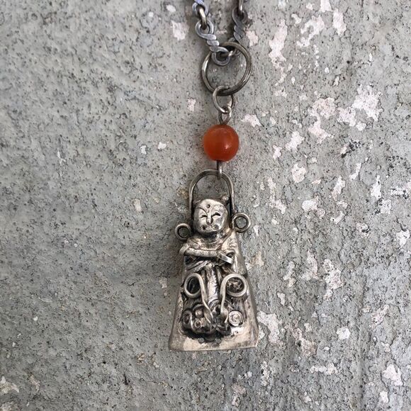 Chinese Repousse Pendant n Necklace - Picture 1 of 6